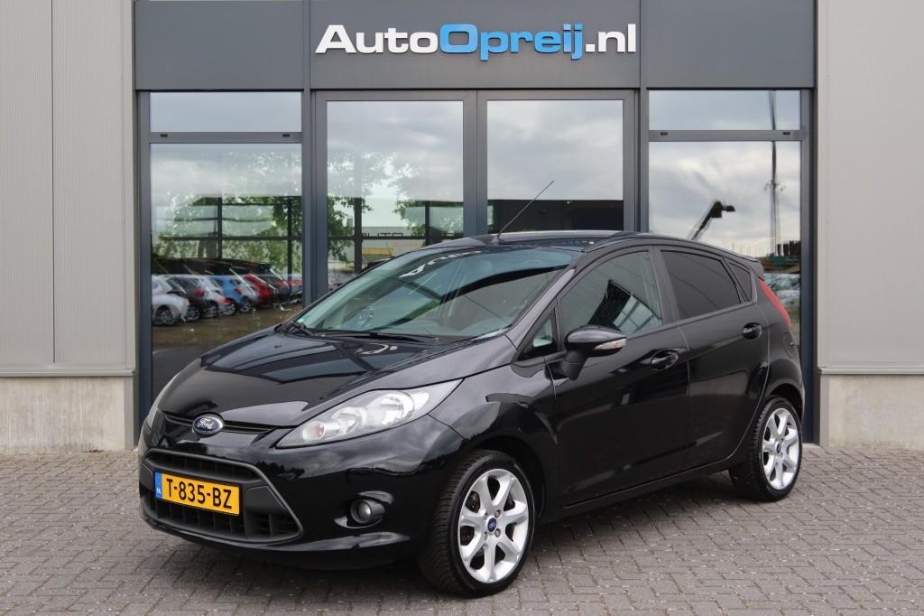 Ford FIESTA  1.25 Trend 82pk 5drs. Airco, Stoelverwarming, v, Voorwielaandrijving, Euro 5, 1242 cc, 82 pk