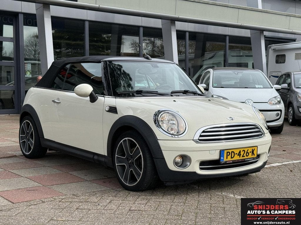 Mini Cabrio 1.6 Cooper Pepper leder, Gebruikt, Zwart, 4 cilinders, Cabriolet