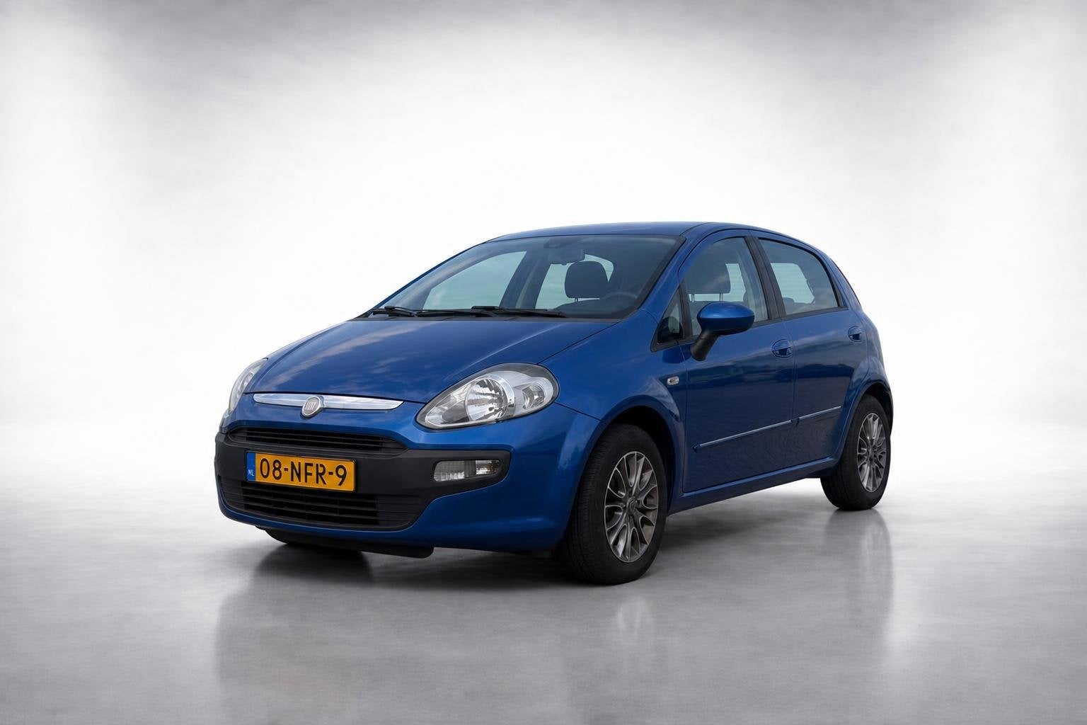 Fiat Punto EVO 1.4 Active|airco|cruise|park s|nieuwe automaa, Auto's, Fiat, Euro 5, 4 cilinders, Parkeersensor, Origineel Nederlands