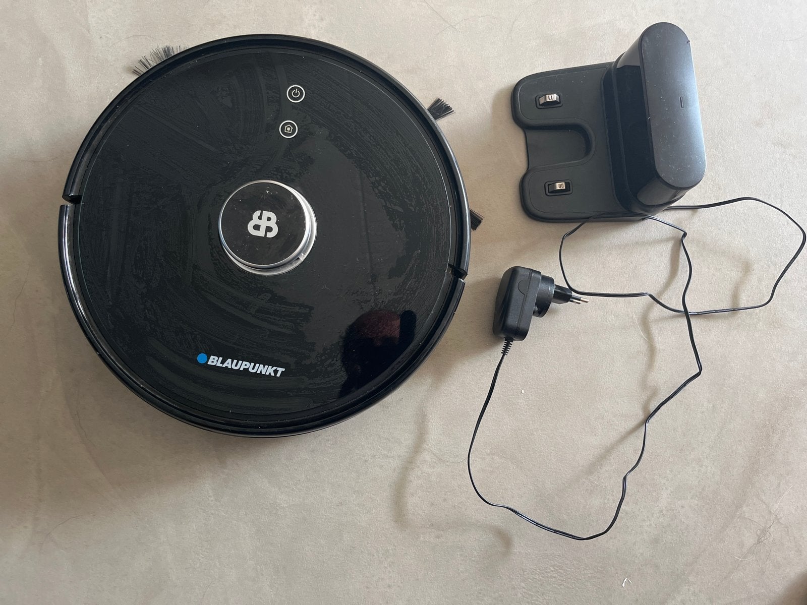 Blaupunkt Robotstofzuiger met Laadstation, Ophalen, Oplaadstation, Zo goed als nieuw, Robotstofzuiger