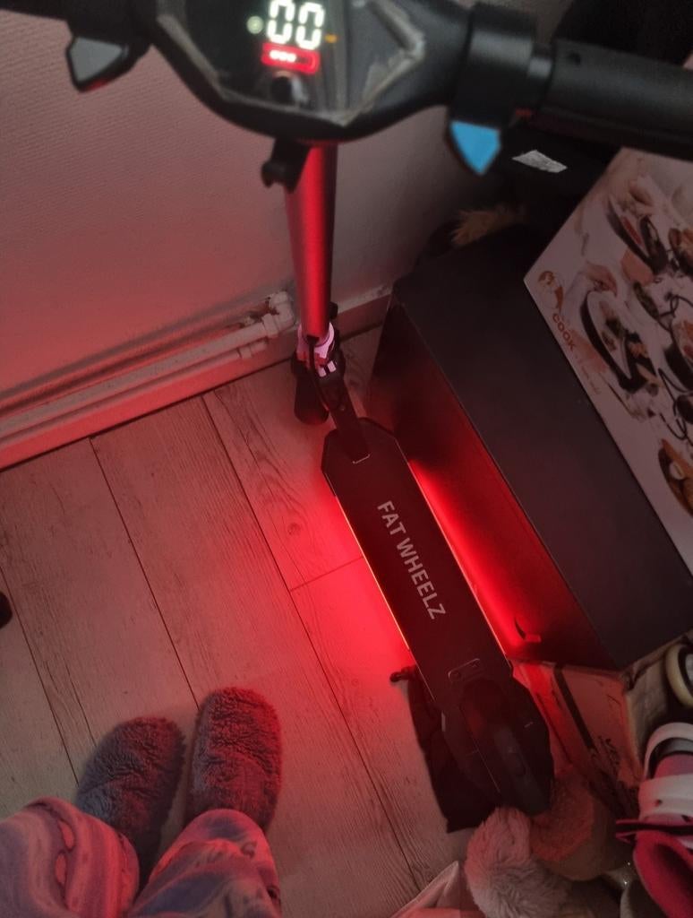 Fat Wheelz Elektrische Step - Zo goed als nieuw, Ophalen