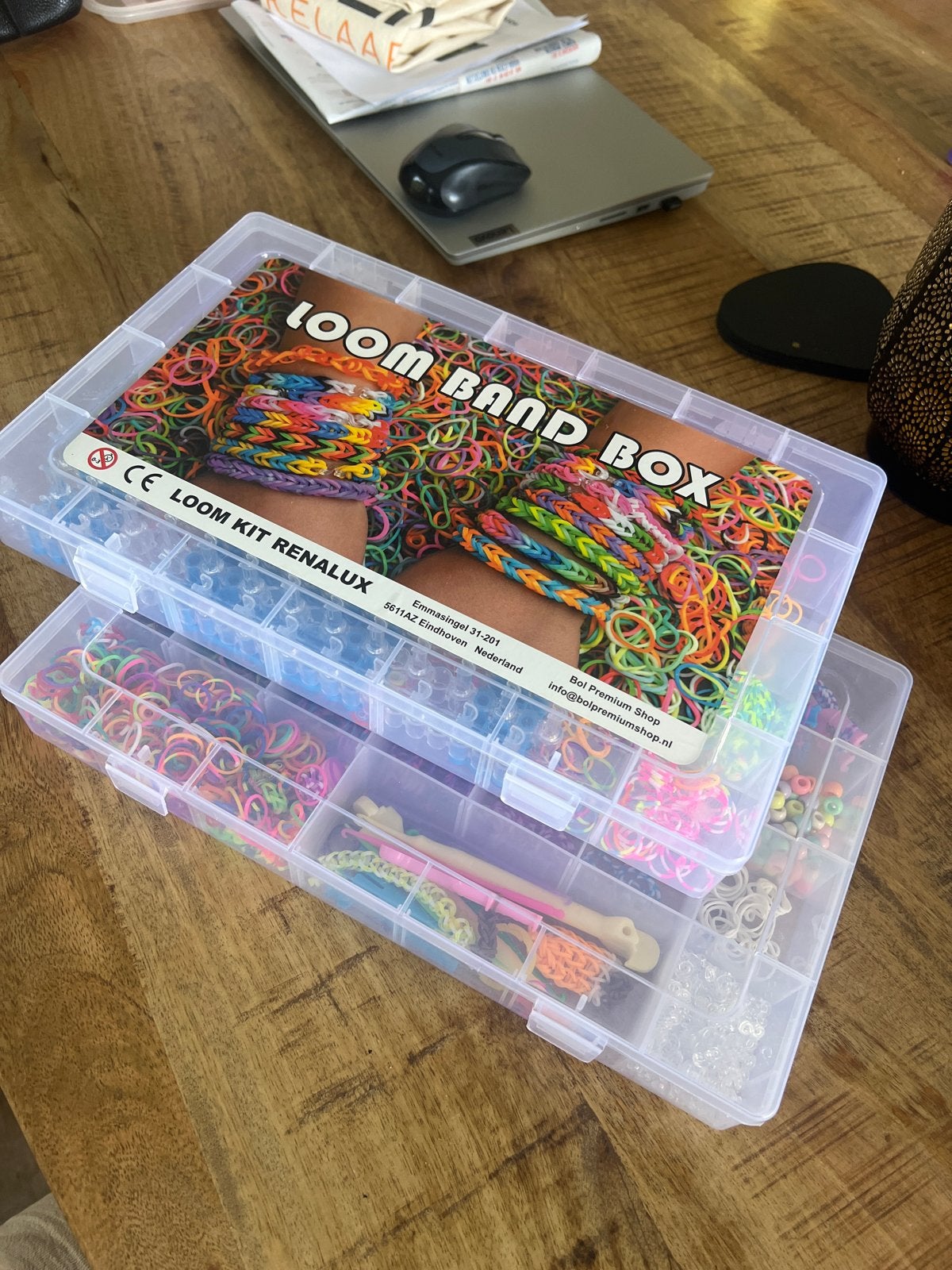 Loom Band Box - Complete Knutselset voor Armbandjes, Ophalen, Overige thema's, Meerkleurig, Zo goed als nieuw
