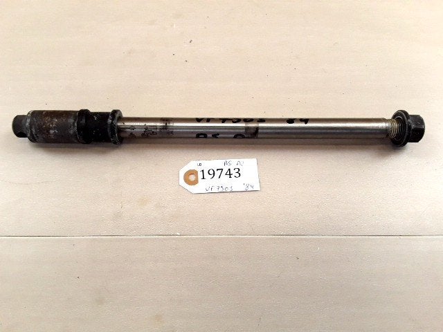 VF750S 1982 - 1983 Honda As As achterwiel D1-37214, Motoren