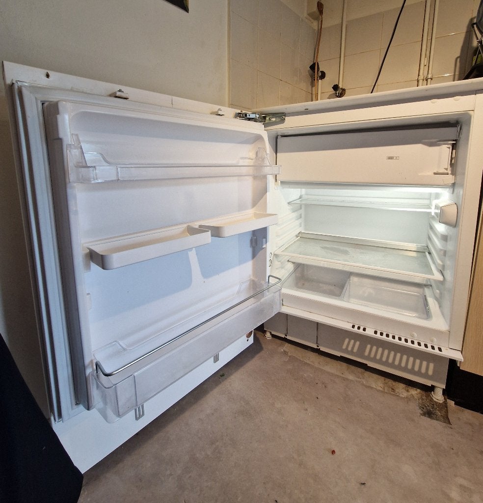 Koelkast inbouw, Witgoed en Apparatuur, Koelkasten en IJskasten, 75 tot 100 liter, Zo goed als nieuw, 45 tot 60 cm, Met vriesvak