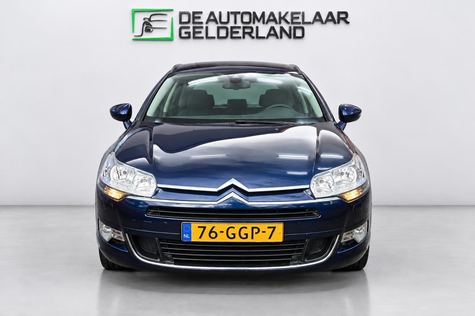 Citroen C5 2.0 16V Comfort | 2E EIGENAAR | 3/6 OF 12MND GARA, Auto's, Voorwielaandrijving, Dealer onderhouden, Stof, 4 cilinders