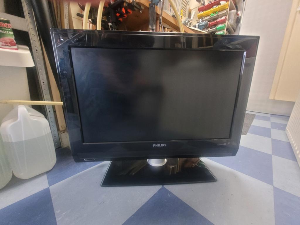 Philips kleurenTV 26" flat TV widescreen, Ophalen, Philips, Gebruikt, LCD