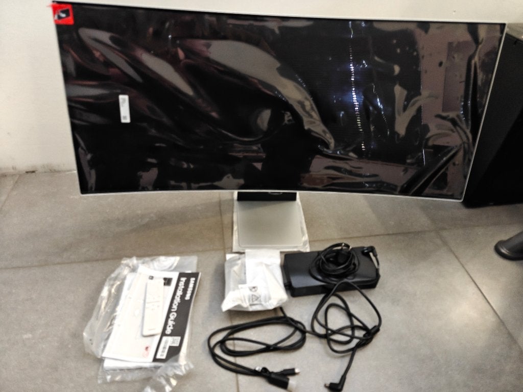 Samsung Odyssey G8 (Nieuw scherm! - QD-OLED UW 34-inch)), Computers en Software, Monitoren, Ultrawide, Refurbished, Minder dan 1 ms