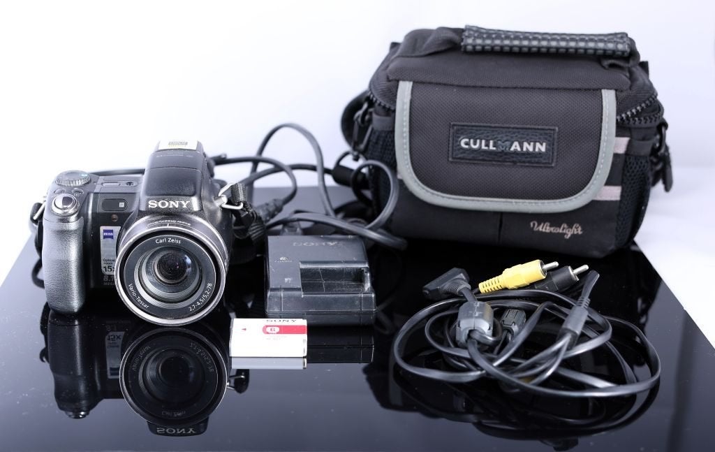 Sony Camera DSC-H9 compleet met 2 accu's en tas, Audio, Tv en Foto, Gebruikt, Verzenden, Ingebouwde flitser, Accu