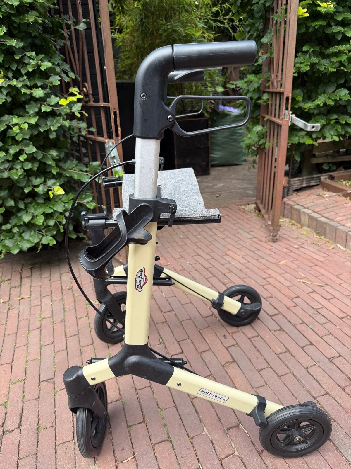 Rollator, Ophalen