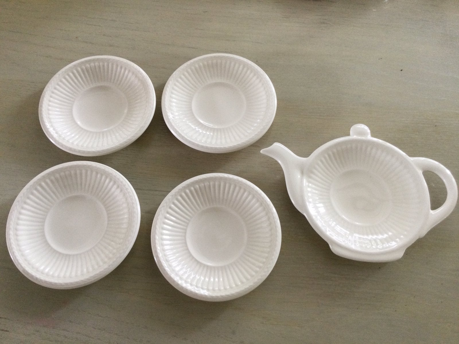 Wedgwood 4 Theetips 8cm + 1 theetip ongebruikt, Ophalen of Verzenden, Nieuw, Porselein, Overige typen