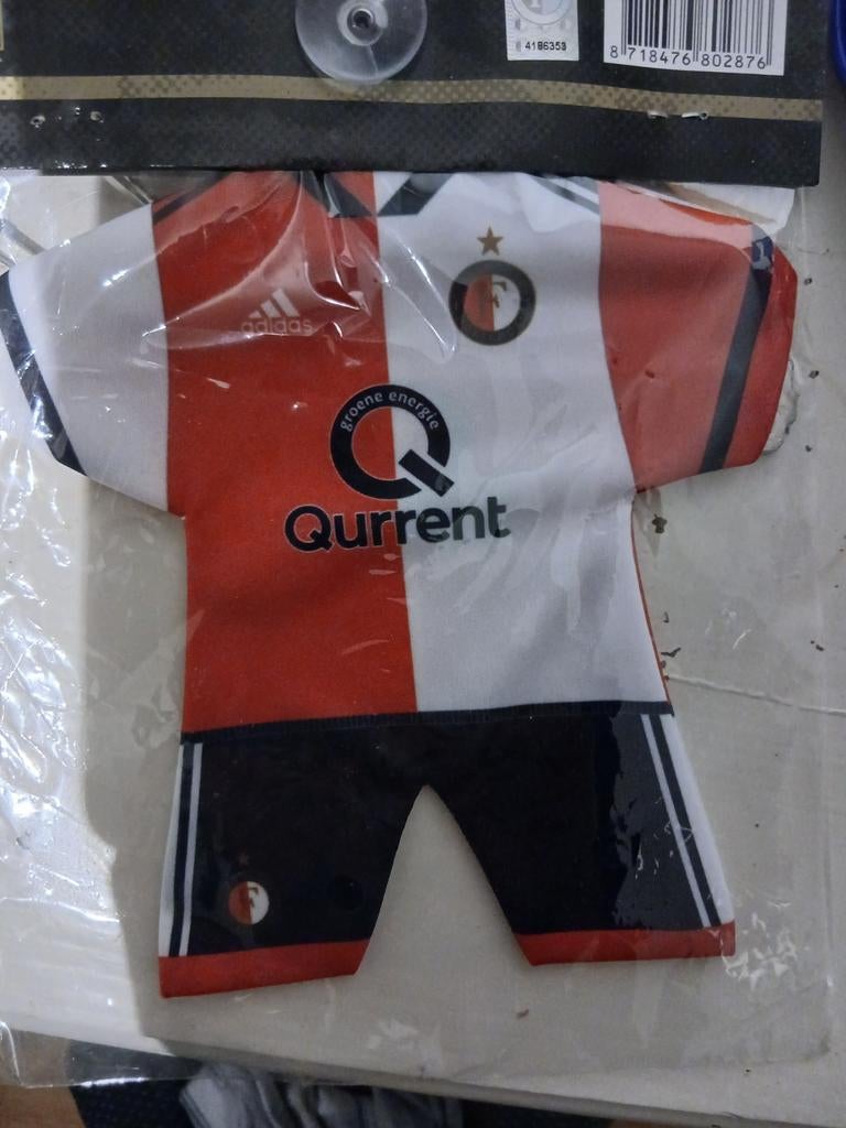 Feyenoord Mini Shirt met Zuignap - Nieuw in Verpakking, Verzamelen, Ophalen of Verzenden, Nieuw, Feyenoord, Shirt