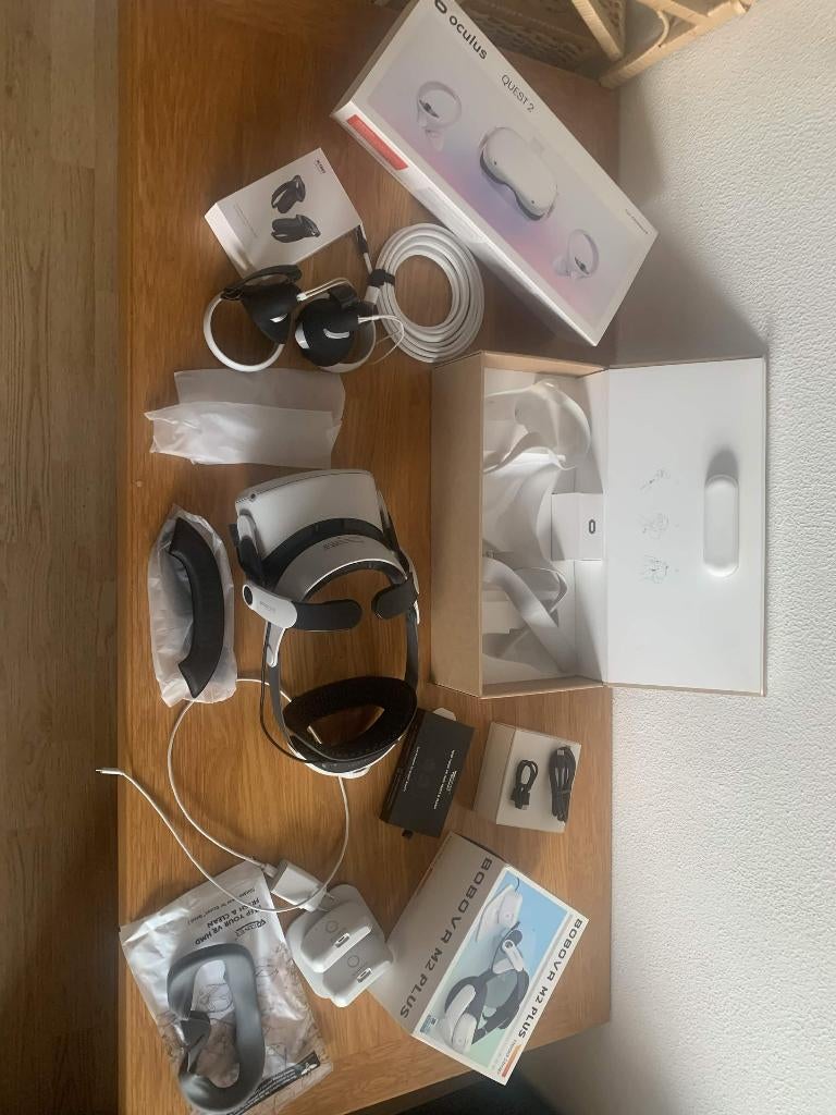 Oculus Quest 2 incl. Accessoires. Originele doos., Ophalen, Zo goed als nieuw, VR-bril, Pc