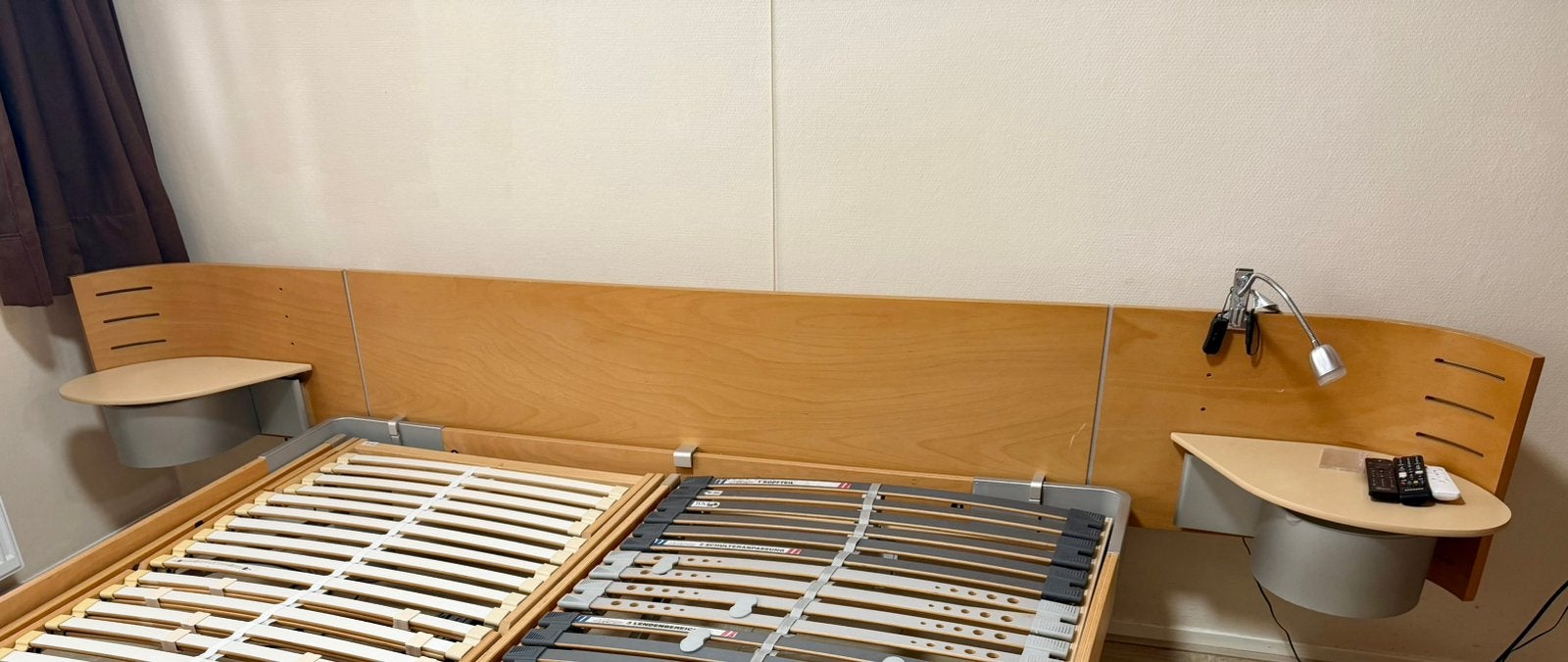 Achterwand Auping Next met nachtkastjes izgs, Ophalen, Gebruikt, Minder dan 45 cm, Minder dan 55 cm