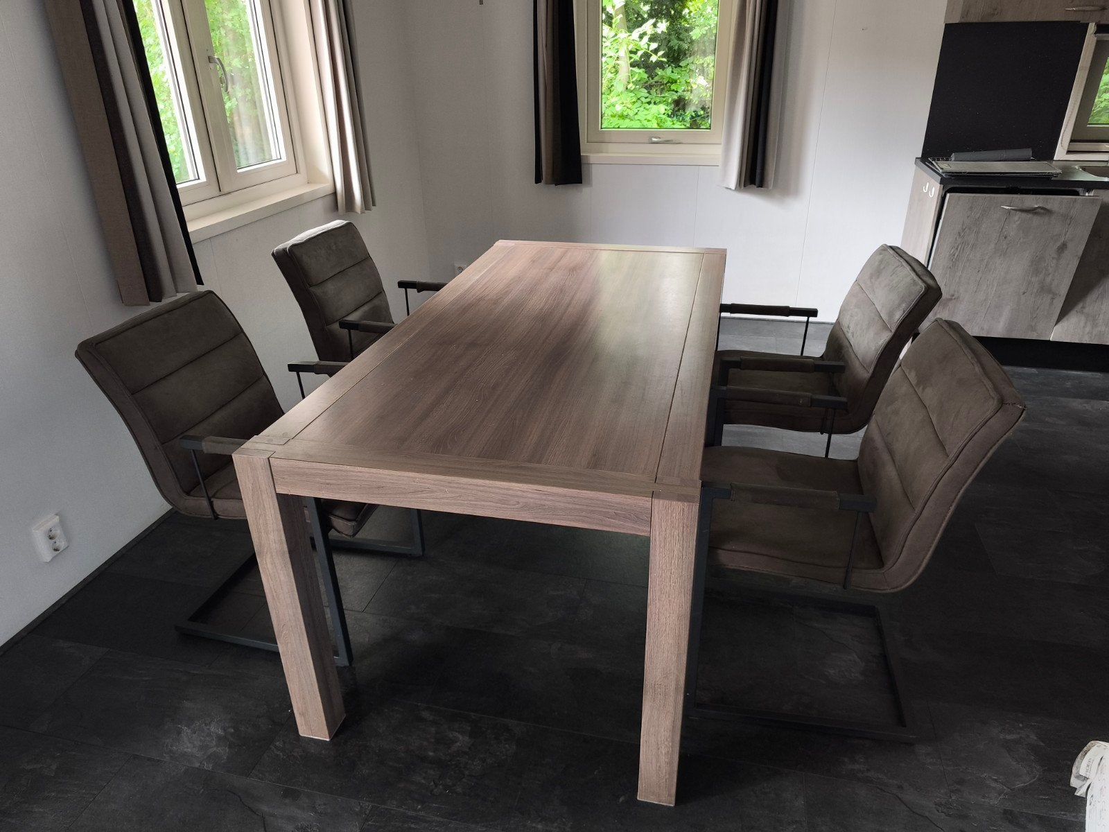 set van 4 industriële stoelen te koop, Huis en Inrichting, Ophalen, Gebruikt, Industriël, 4 tot 6 stoelen