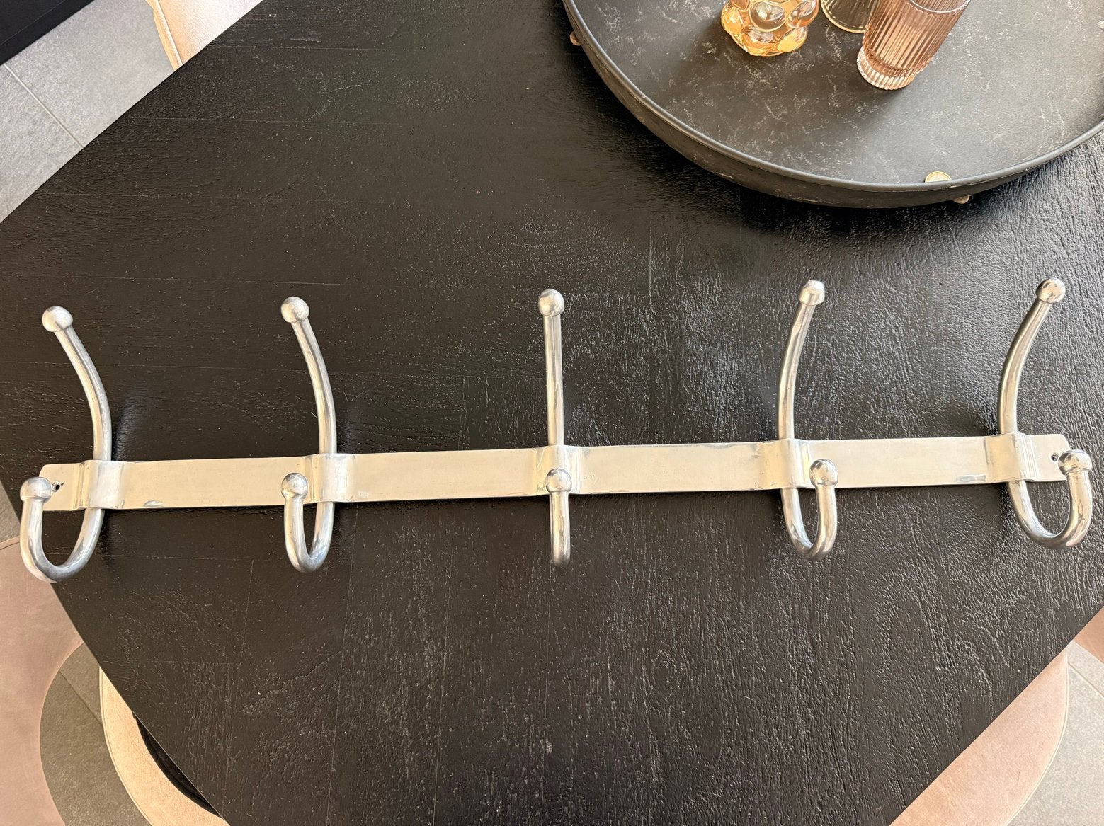Metalen wandkapstok met 5 haken, Ophalen of Verzenden, Gebruikt, Metaal, Wandkapstok
