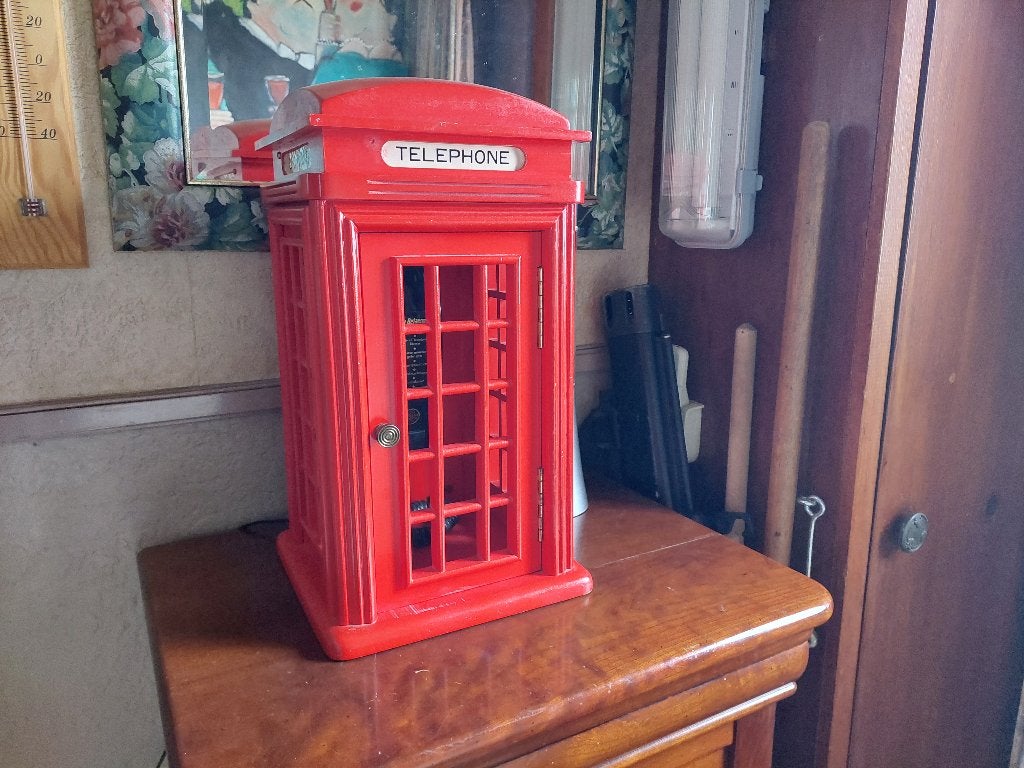 ENGELSE TELEFOONCEL / Rood hout / Inclusief analoog toestel, Ophalen of Verzenden, Zo goed als nieuw