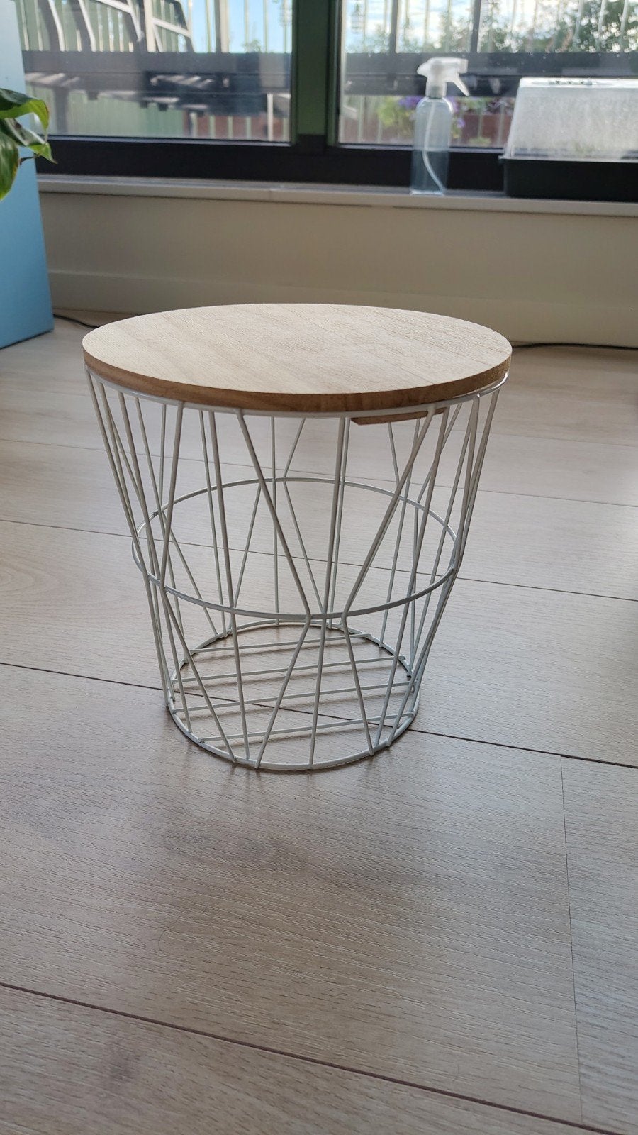 Metalen mandje, Huis en Inrichting, Woonaccessoires | Schalen en Manden, Ophalen, Overige materialen, Gebruikt, Mand