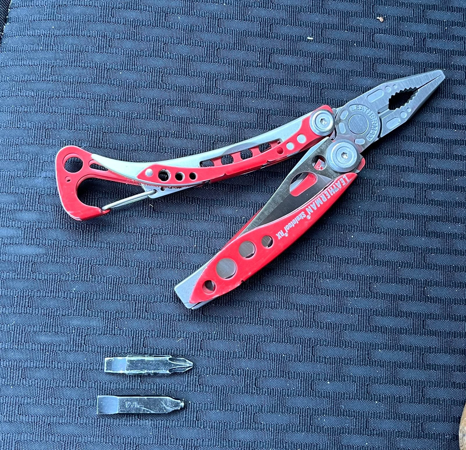 Leatherman Skeletool RX Multitool (Rood) – Inclusief Bitjes, Caravans en Kamperen, Kampeergereedschap, Ophalen of Verzenden, Zo goed als nieuw