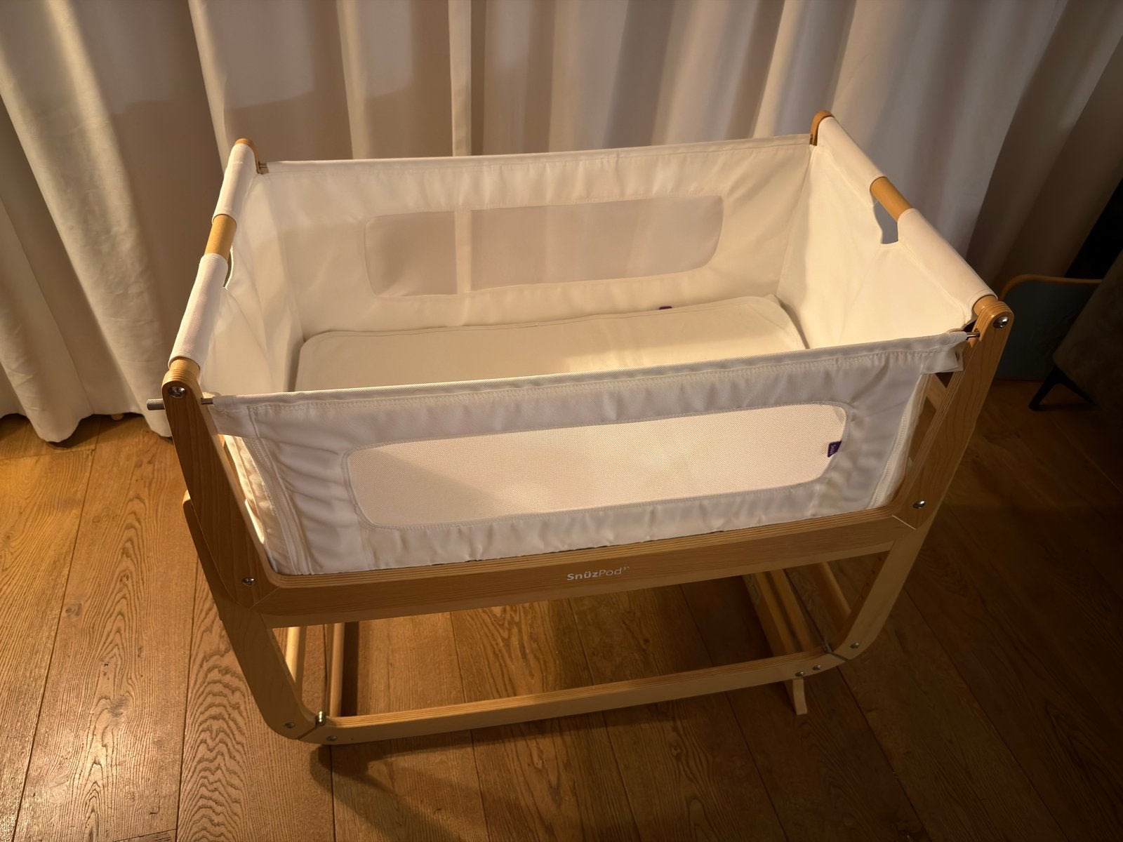 SnuzPod 3 Co-Sleeper Wieg - Zo goed als nieuw, Ophalen, Zo goed als nieuw, Wieg