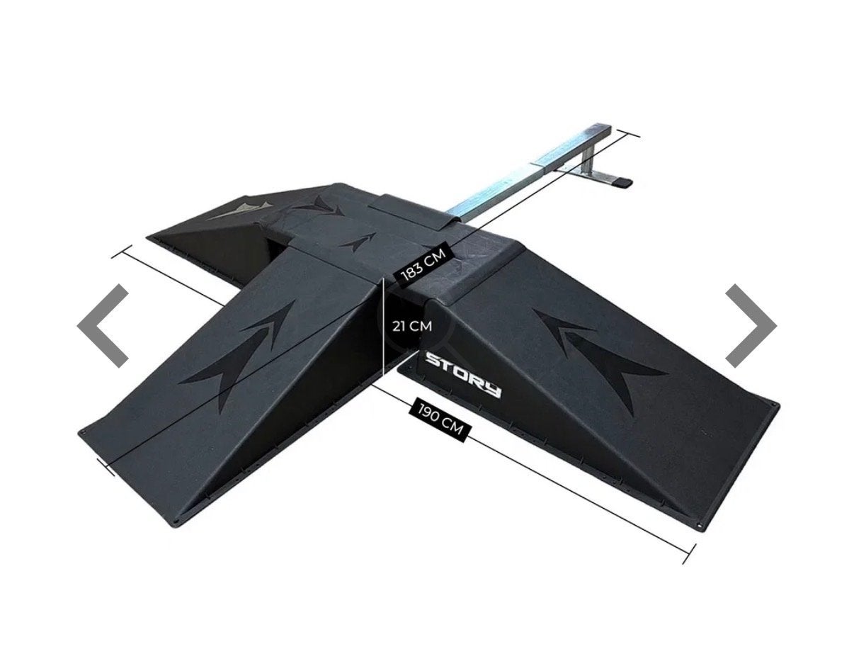 Story 3-Way Ramp + Rail - Zwartwit, 183x190x21cm, Ophalen, Gebruikt