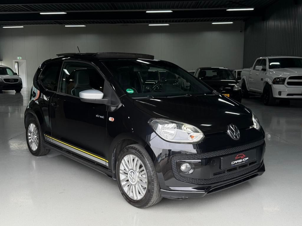Volkswagen Up 1.0 MPI STREET UP! 75PK PANO/CRUISE/STOELVRM, Voorwielaandrijving, Zwart, Bedrijf, Handgeschakeld