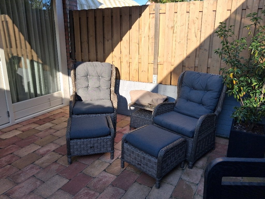 Garden Collections New Castle bistroset met hoes, Aluminium, Zo goed als nieuw, Ophalen, 2 zitplaatsen