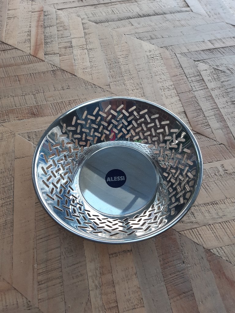 Alessi mandje Ettore Sottsass 20 cm, Huis en Inrichting, Overige typen, Zilver, Ophalen of Verzenden, Zo goed als nieuw