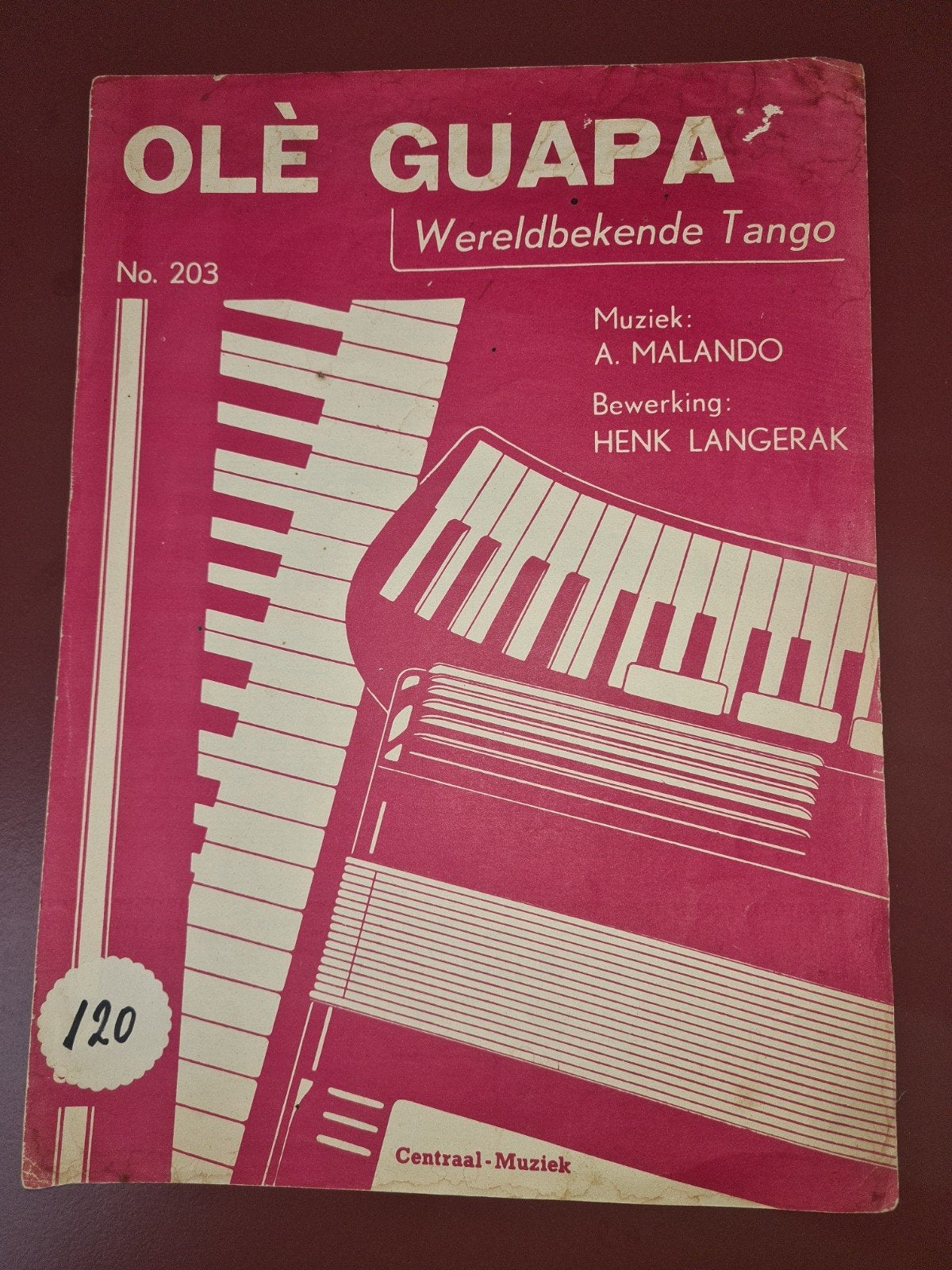 Olé Guapa Wereldbekende Tango - Muziekblad Accordeon, Latin en Salsa, Gebruikt, Ophalen of Verzenden, Thema