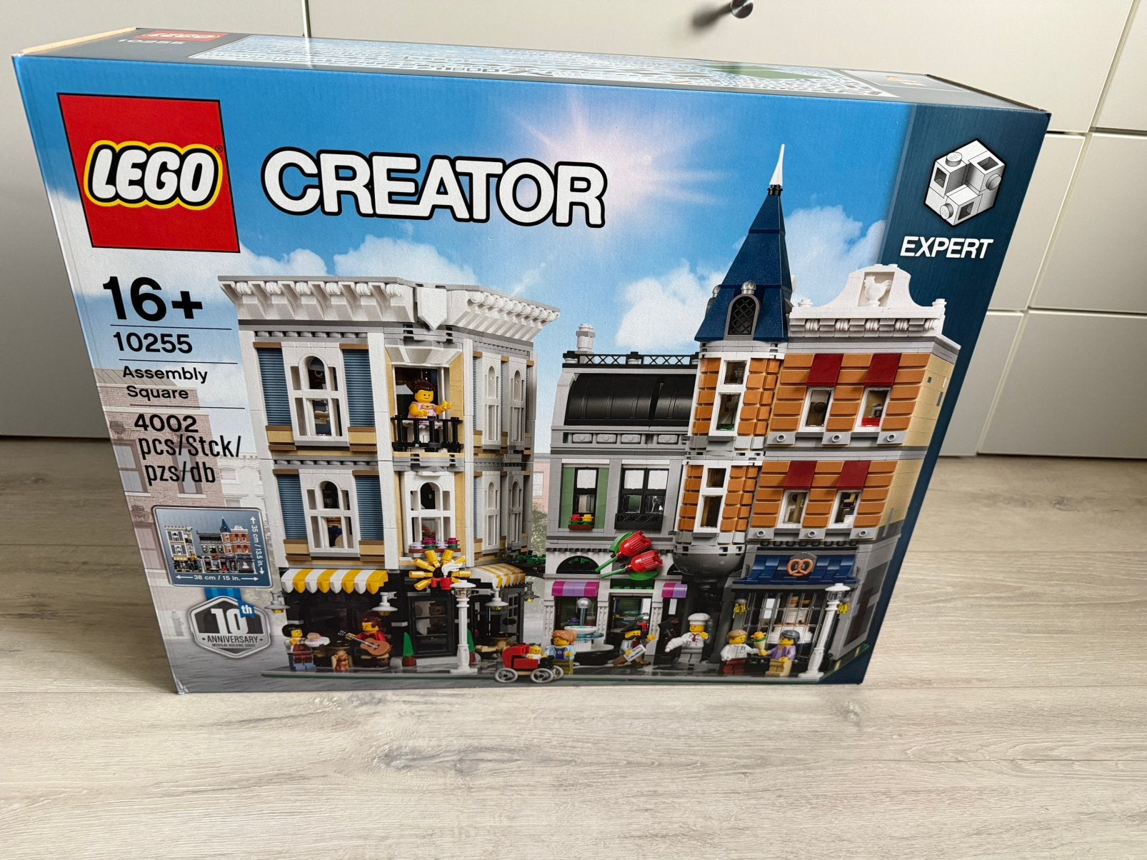 Lego 10255 Assembly Square (Nieuw in gesealde doos), Kinderen en Baby's, Ophalen, Nieuw, Compleet, Lego