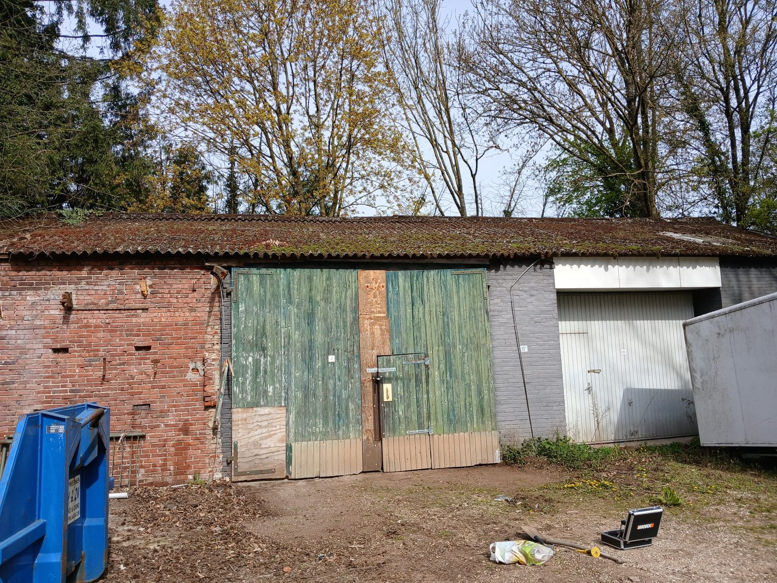 Grote loods te huur, Limburg