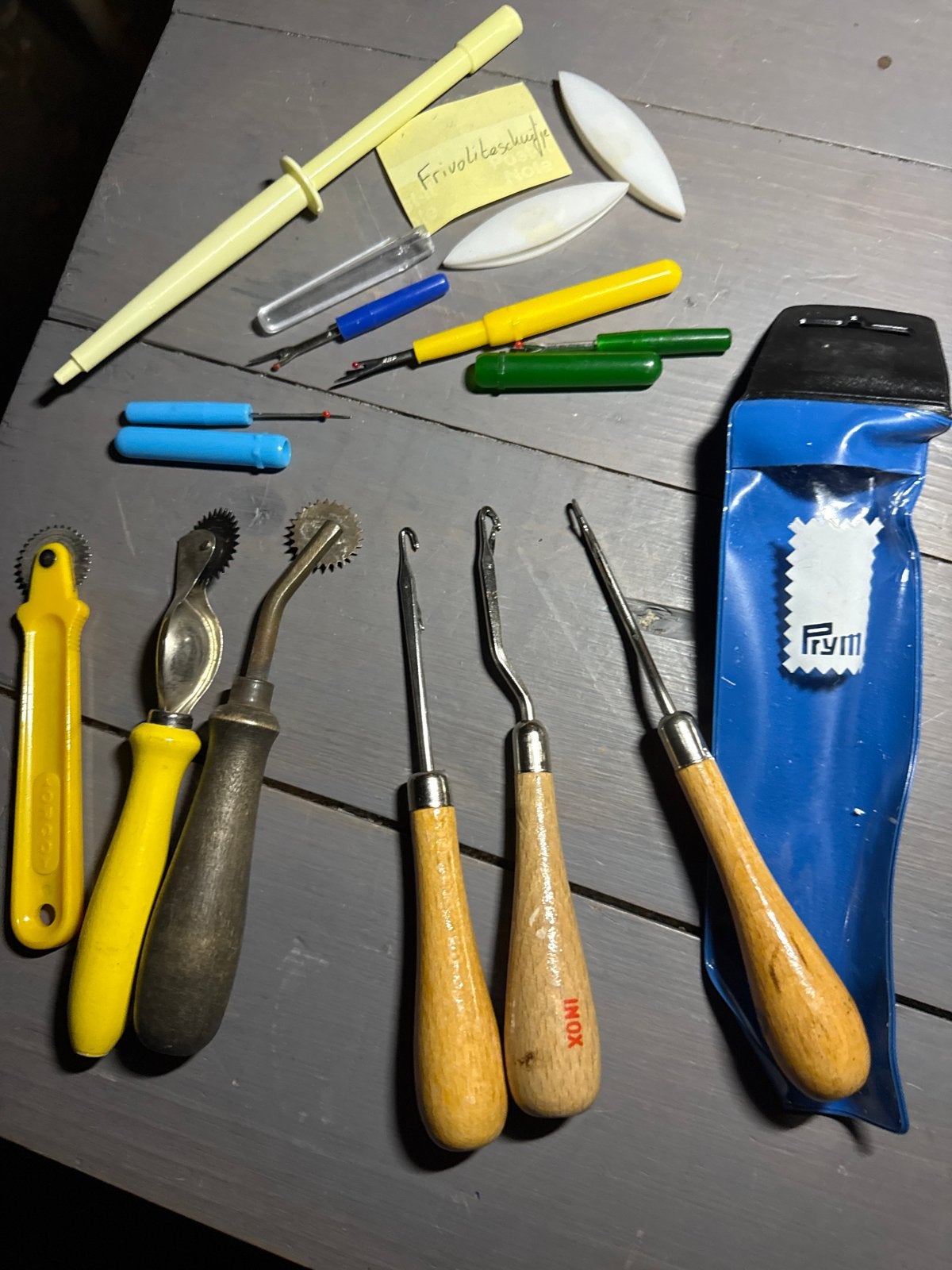 Naai-en handwerkgereedschap torn, radarwiel smyrna haaknaald, Hobby en Vrije tijd, Ophalen of Verzenden, Gebruikt, Overige typen