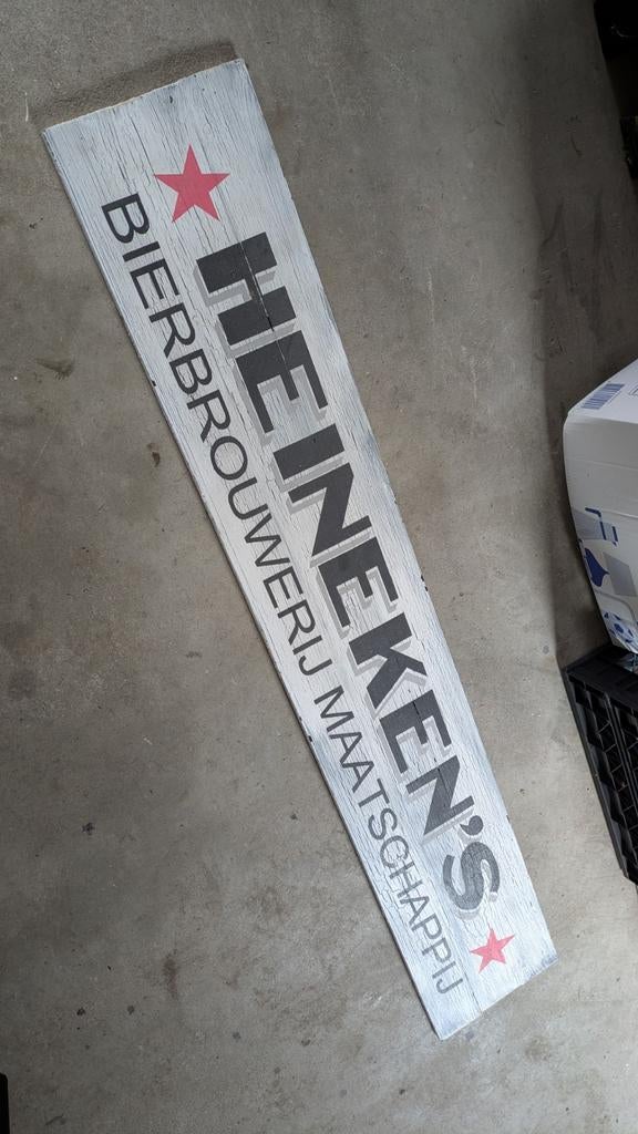Replica vintage Heineken reclamebord, Ophalen