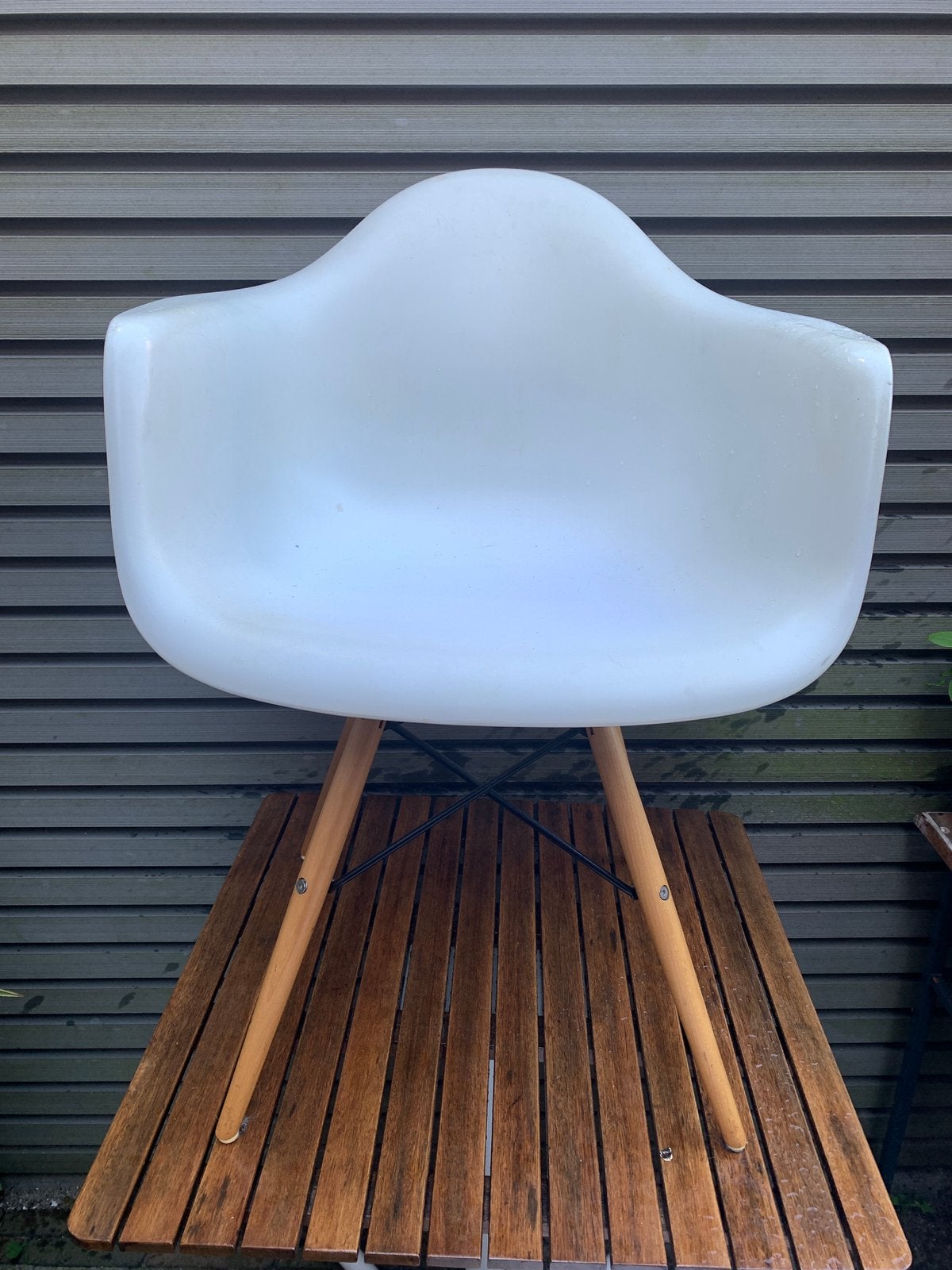 Witte eetkamerstoelen, Ophalen, Kunststof, Gebruikt, Modern, strak design
