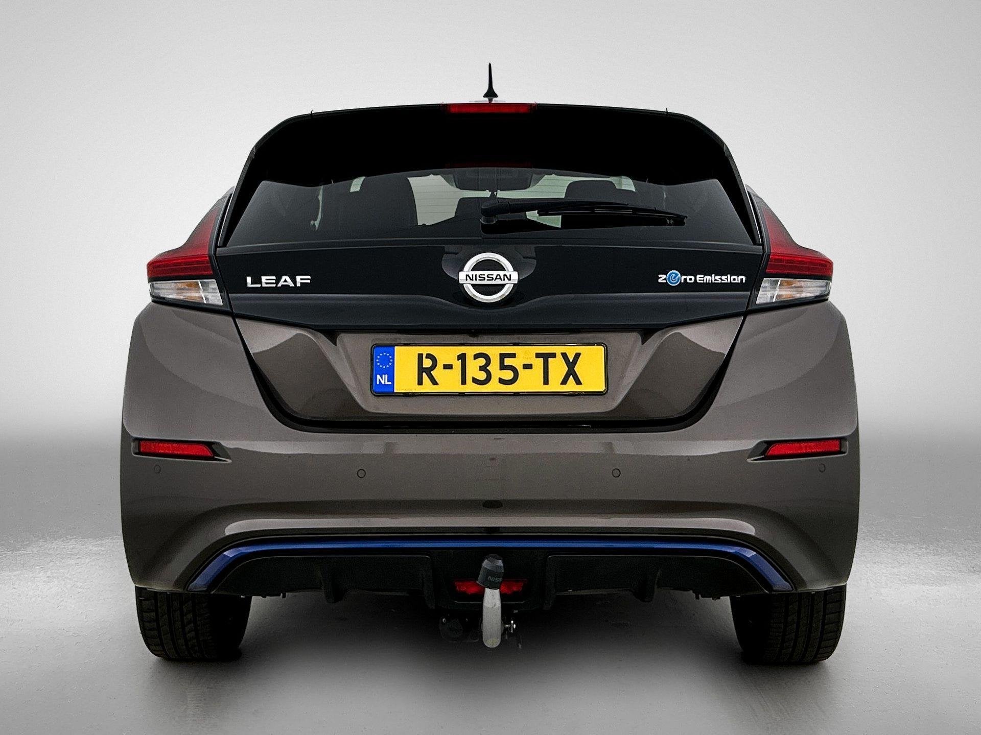 Nissan LEAF Tekna 40 kWh | SOH 89.9 % | 360 CAMERA | STOELVE, 12 maanden, Gebruikt, Leder en Stof, Leaf