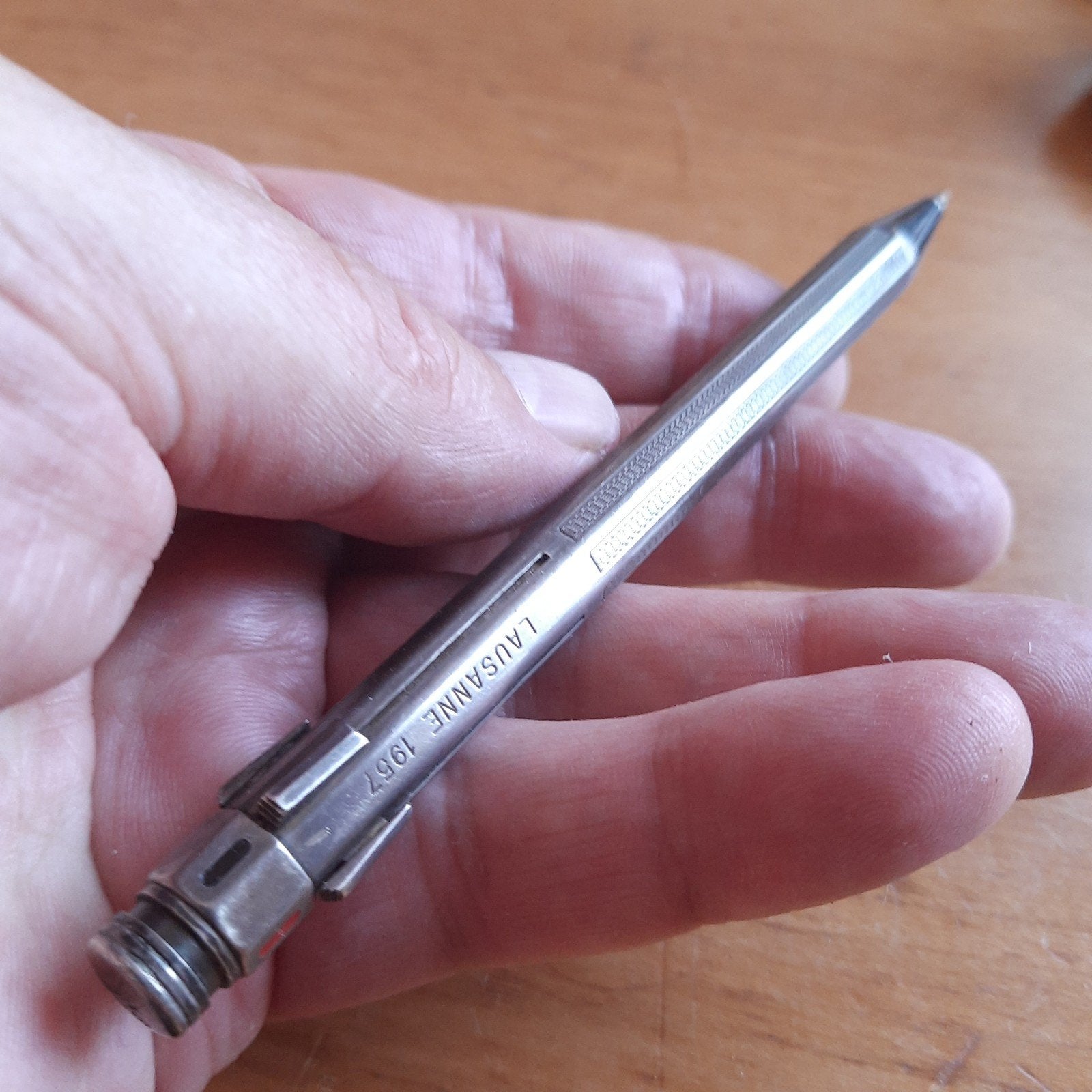 Caran d'Ache 45 Swiss Made Balpen Lausanne 1957, Verzamelen, Verzenden, Balpen, Overige merken