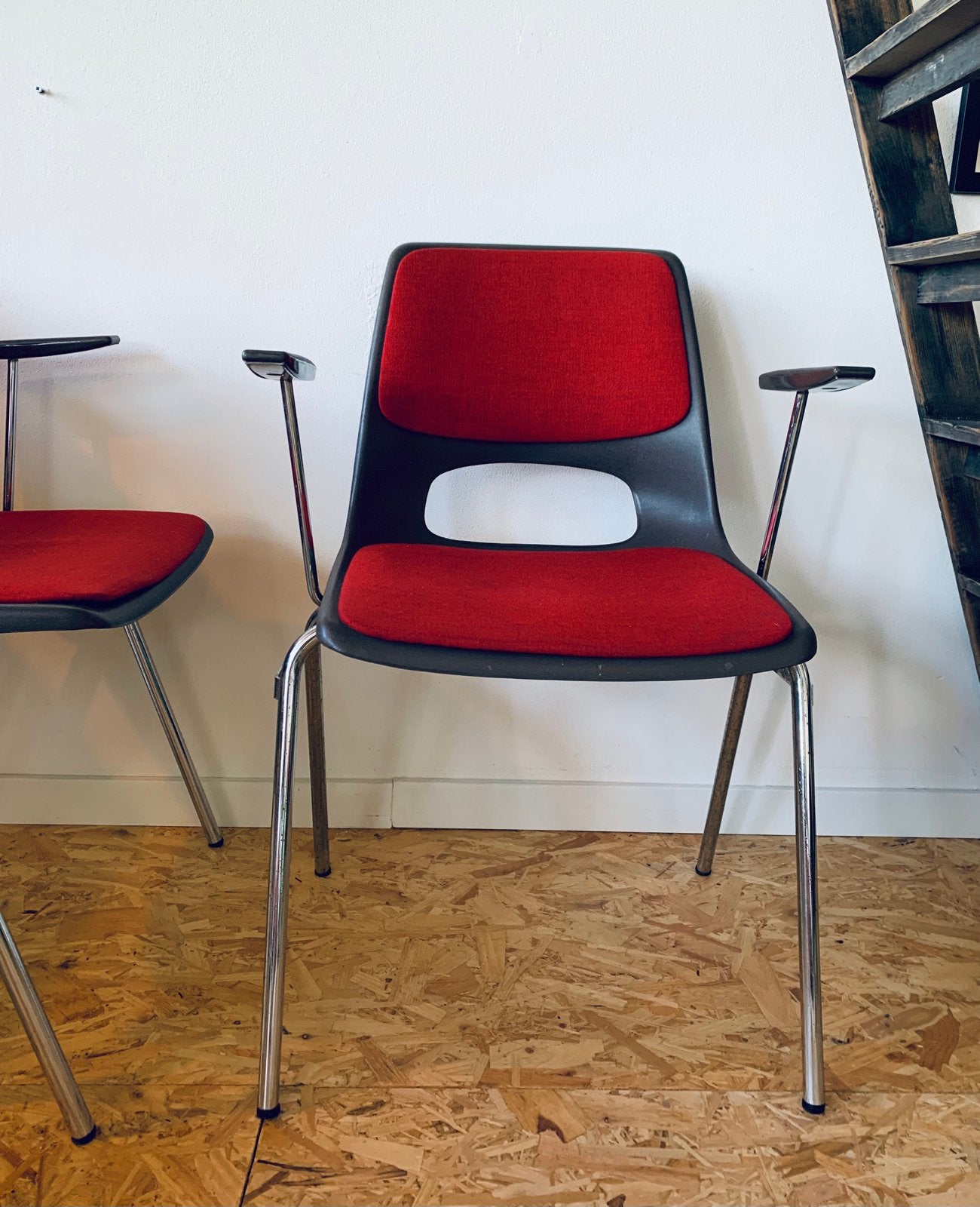 2 Jac Vogels MARKO Holland stoelen (vintage jaren 70), Huis en Inrichting, Ophalen of Verzenden, Zo goed als nieuw, Rood, Twee