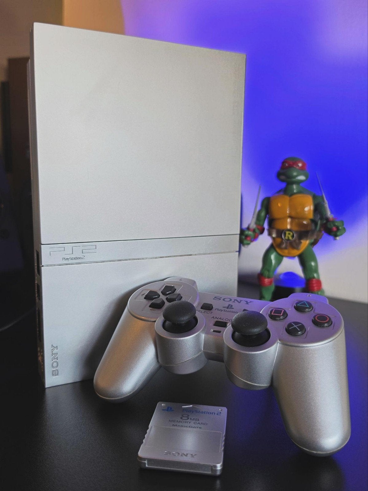 Sony Playstation 2 Slim Silver, Met 2 controllers, Ophalen of Verzenden, Zo goed als nieuw, Met geheugenkaart