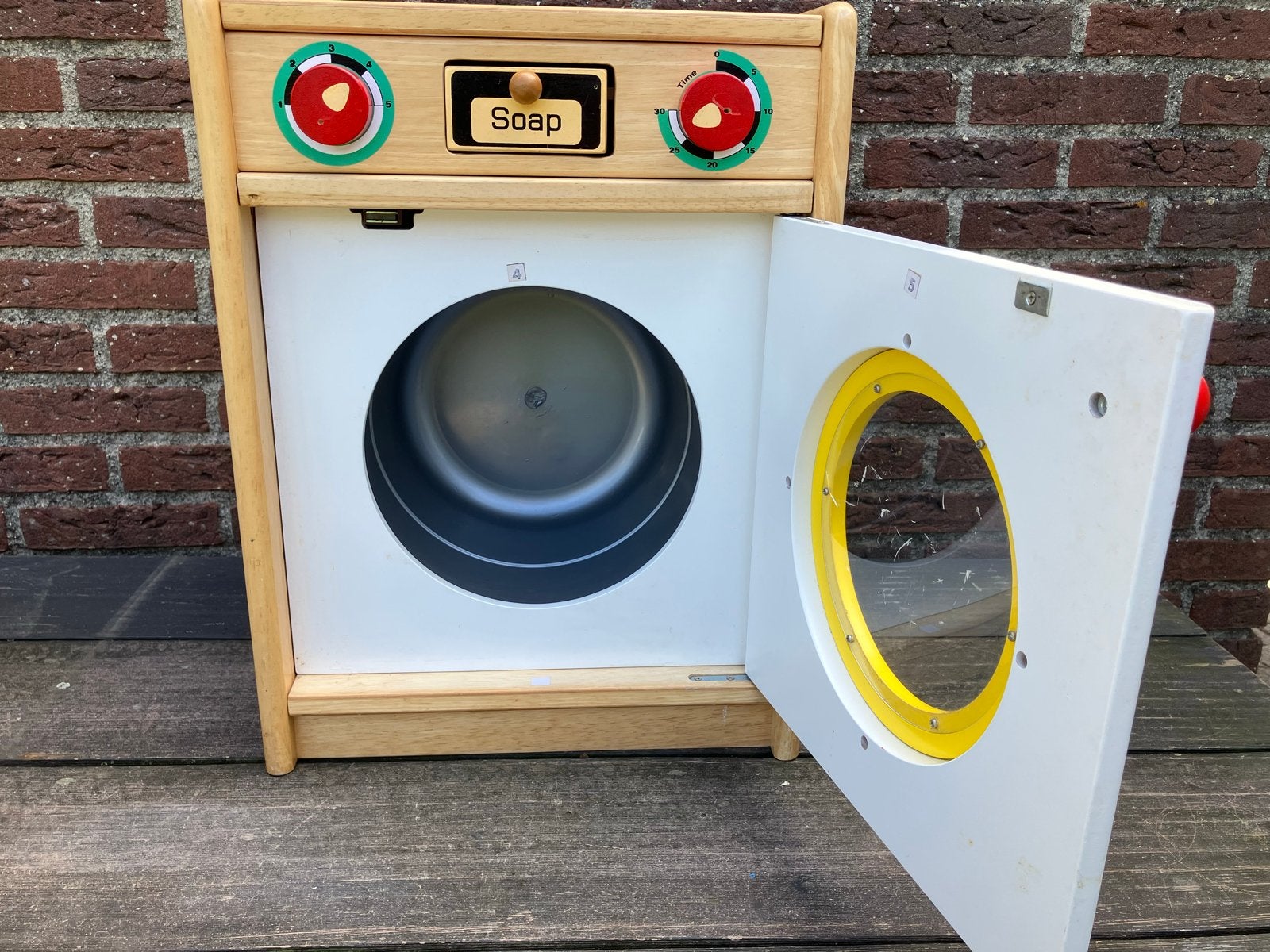 Houten speelkeukentje, wasmachine en magnetron, Kinderen en Baby's, Speelgoed | Houten speelgoed, Ophalen, Gebruikt, Meubelstuk of Keukentje