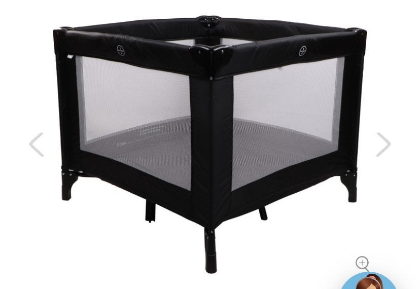 Weinig gebruikte zwarte inklapbare box met matras., Kinderen en Baby's, Ophalen, Zo goed als nieuw, Vierkant