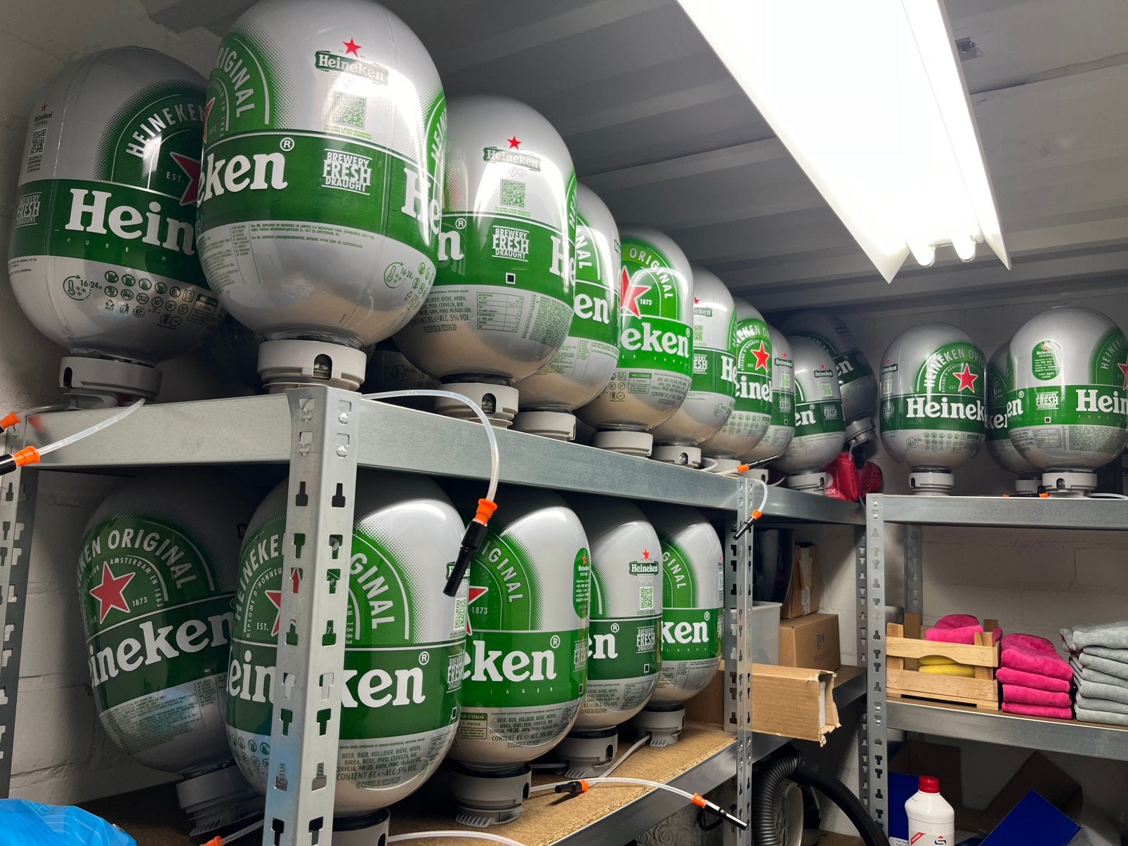 Heineken blade fust leeg voor lamp 28x, Ophalen, Minder dan 50 cm