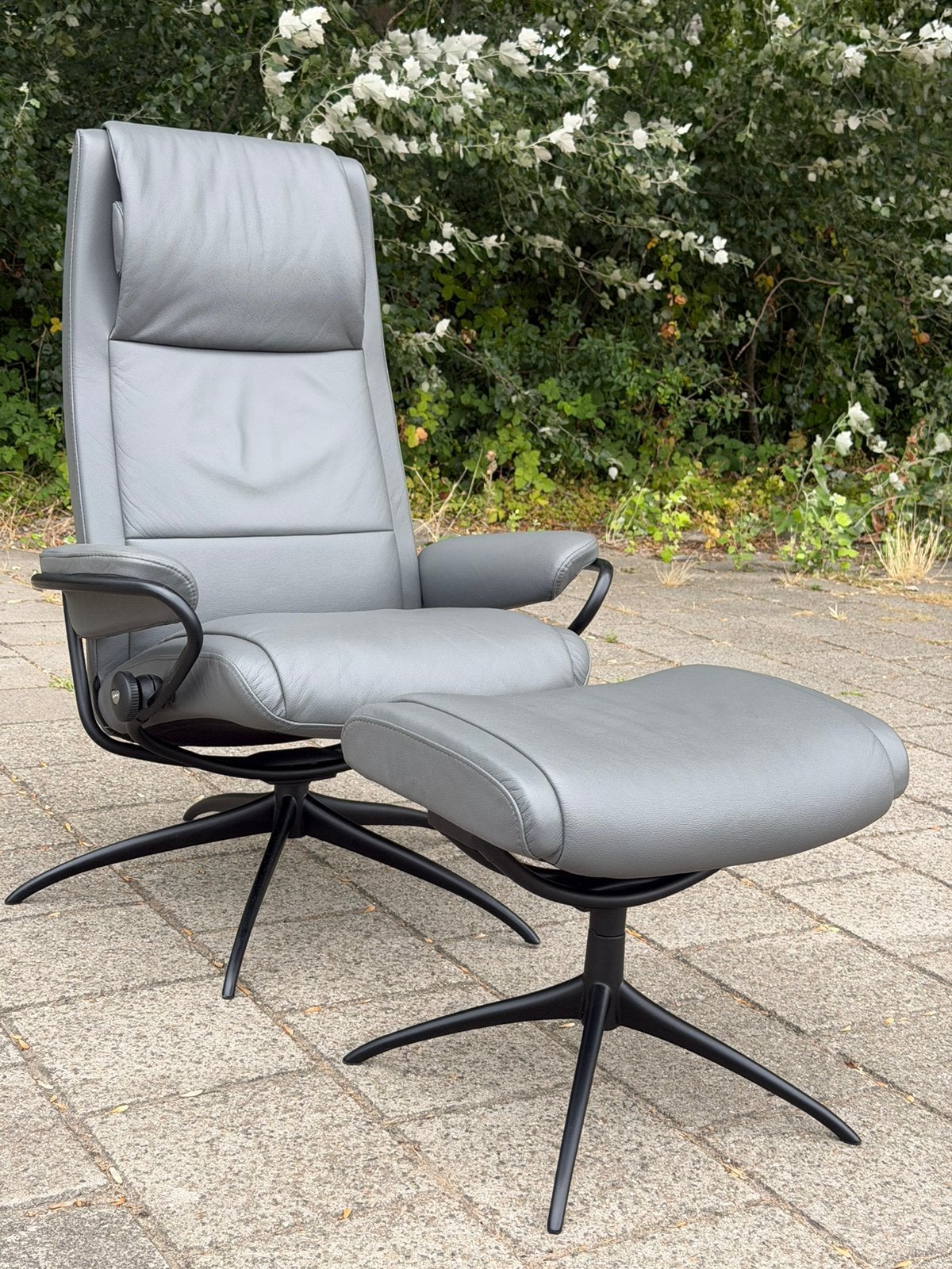 Stressless relax fauteuil met voetenbank- Nieuwstaat, Ophalen, Zo goed als nieuw, Minder dan 75 cm, 50 tot 75 cm