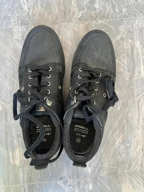 GEBRUIKT! O'Neill schoenen, zwart, maat 43, €15,99, Kleding | Heren, Zwart, Ophalen of Verzenden, Gedragen, Veterschoenen
