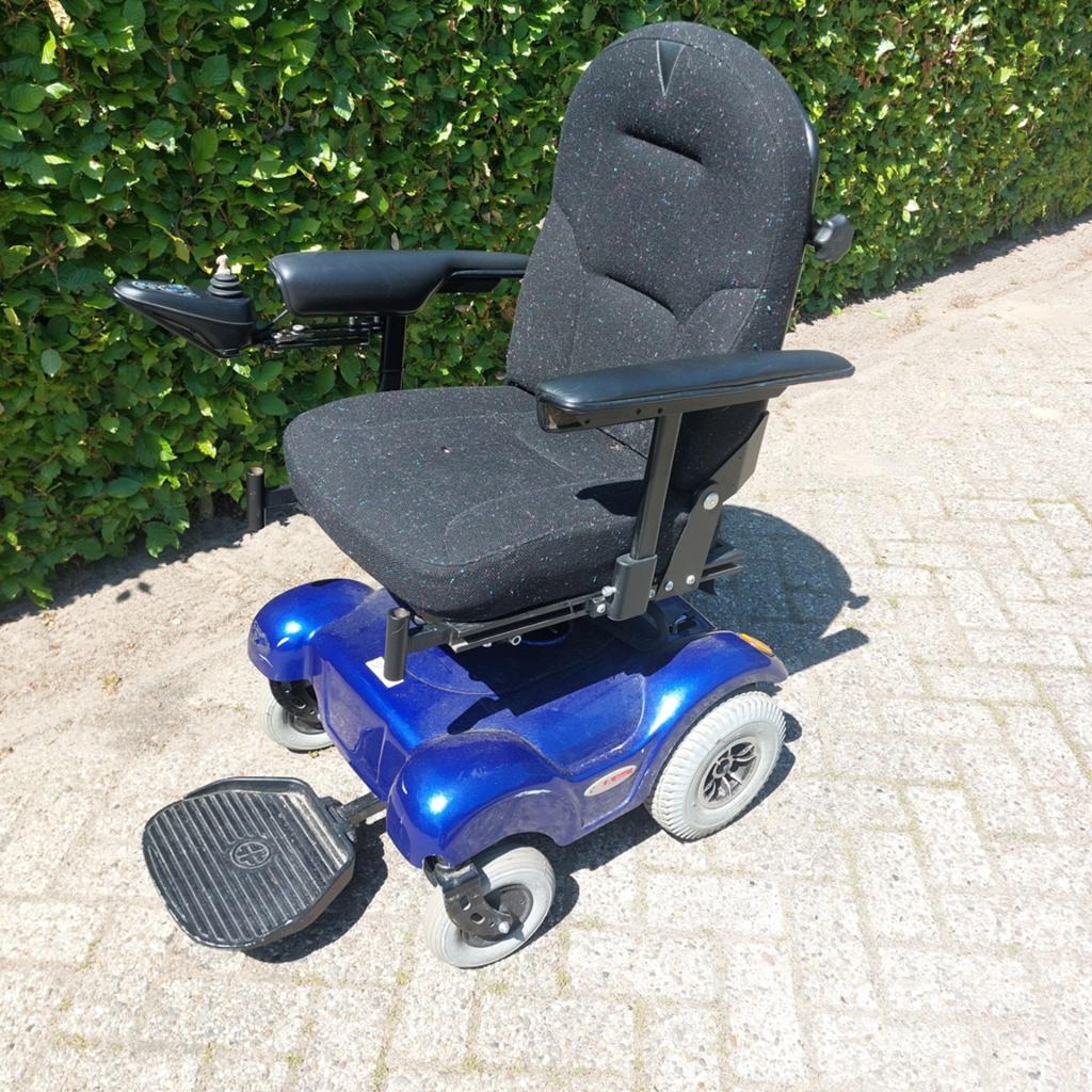 scootmobiel elektrische rolstoel de kunstof kap is blauw, Ophalen, Elektrische rolstoel