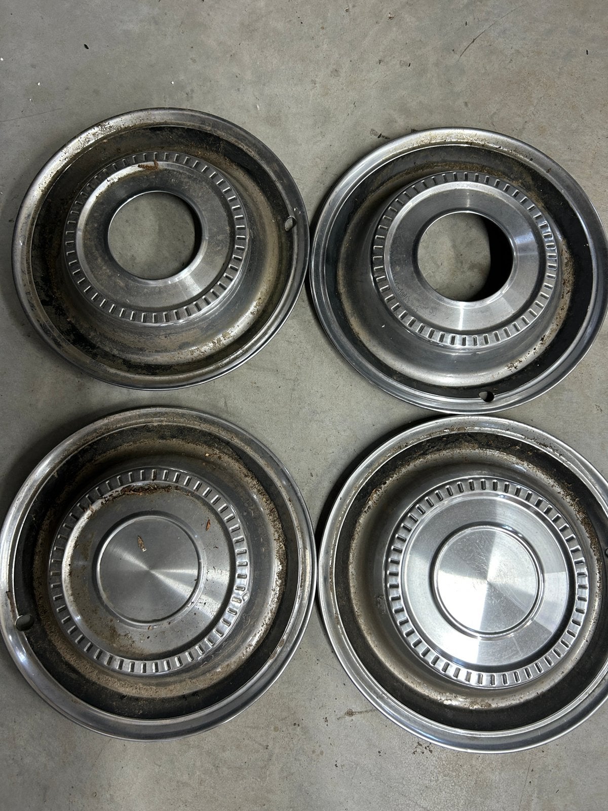 15” RVS wieldoppen / hubcaps Amerikaanse oldtimer 4x4, Ophalen, Gebruikt