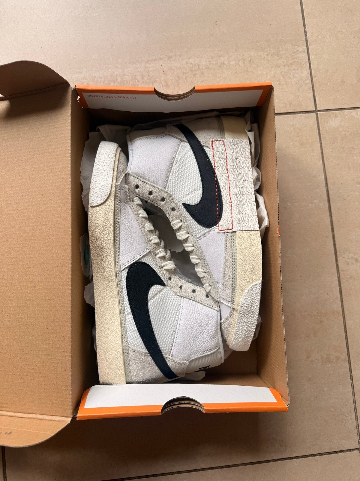 Nike Blazer Mid '77 Vintage White Black, Ophalen of Verzenden, Nieuw, Wit, Sneakers of Gympen