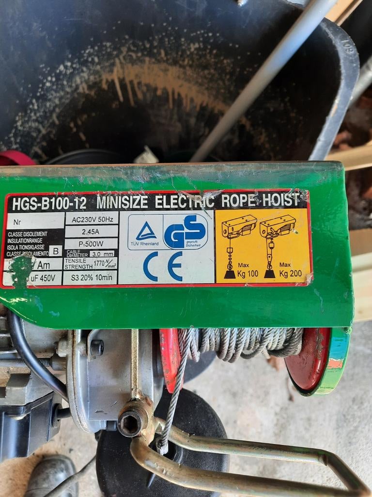 Elektrische Takel HGS-B100-12 - Max 200kg, Doe-het-zelf en Verbouw, Lieren en Takels, Ophalen of Verzenden