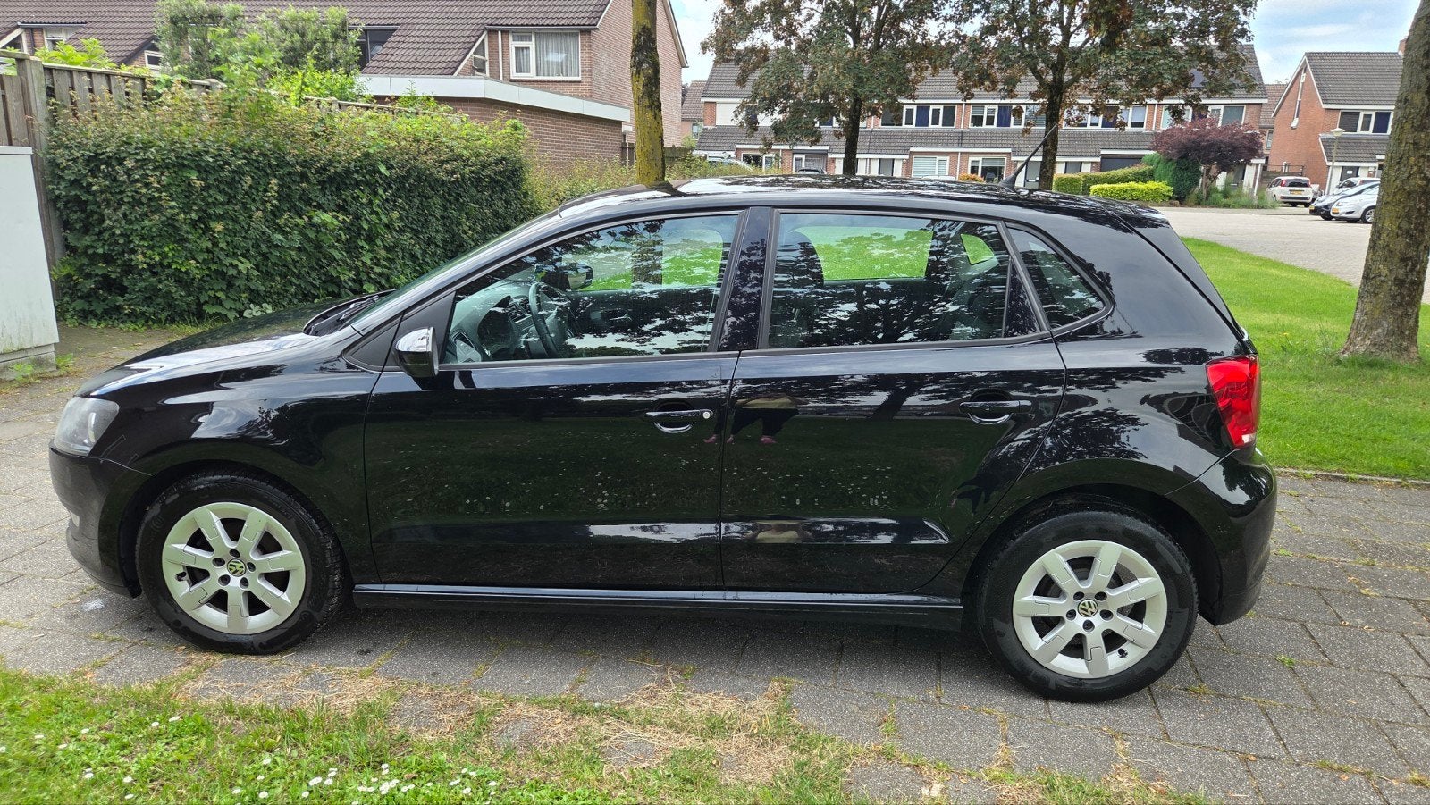 Volkswagen Polo 1.2 TDI 55KW BM 2014 Zwart, Voorwielaandrijving, 74 pk, 1199 cc, 96 €/maand