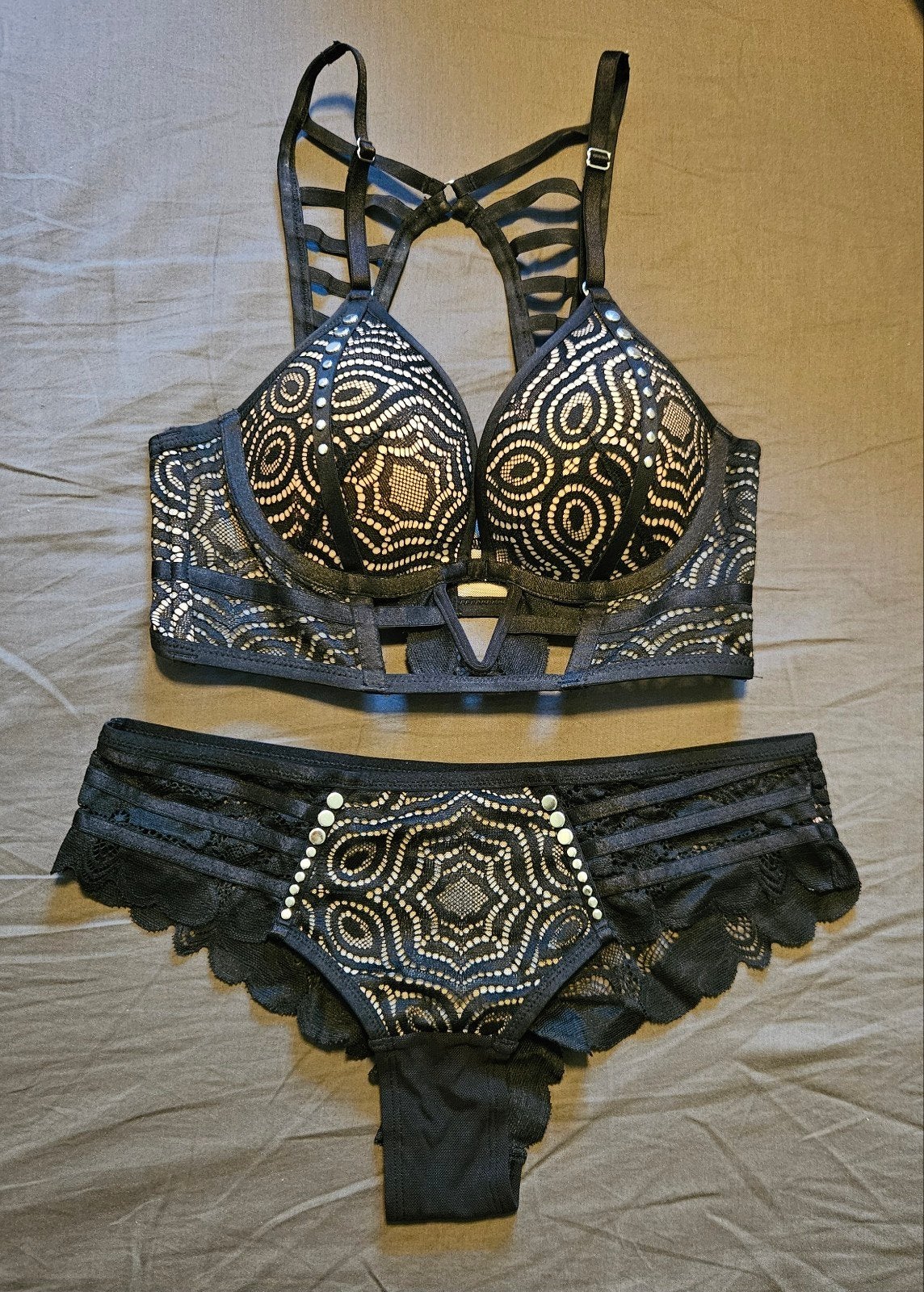 Hunkemöller Lingerie Setje Zwart B70/S, Hunkemöller, Ophalen of Verzenden, Zwart, Setje