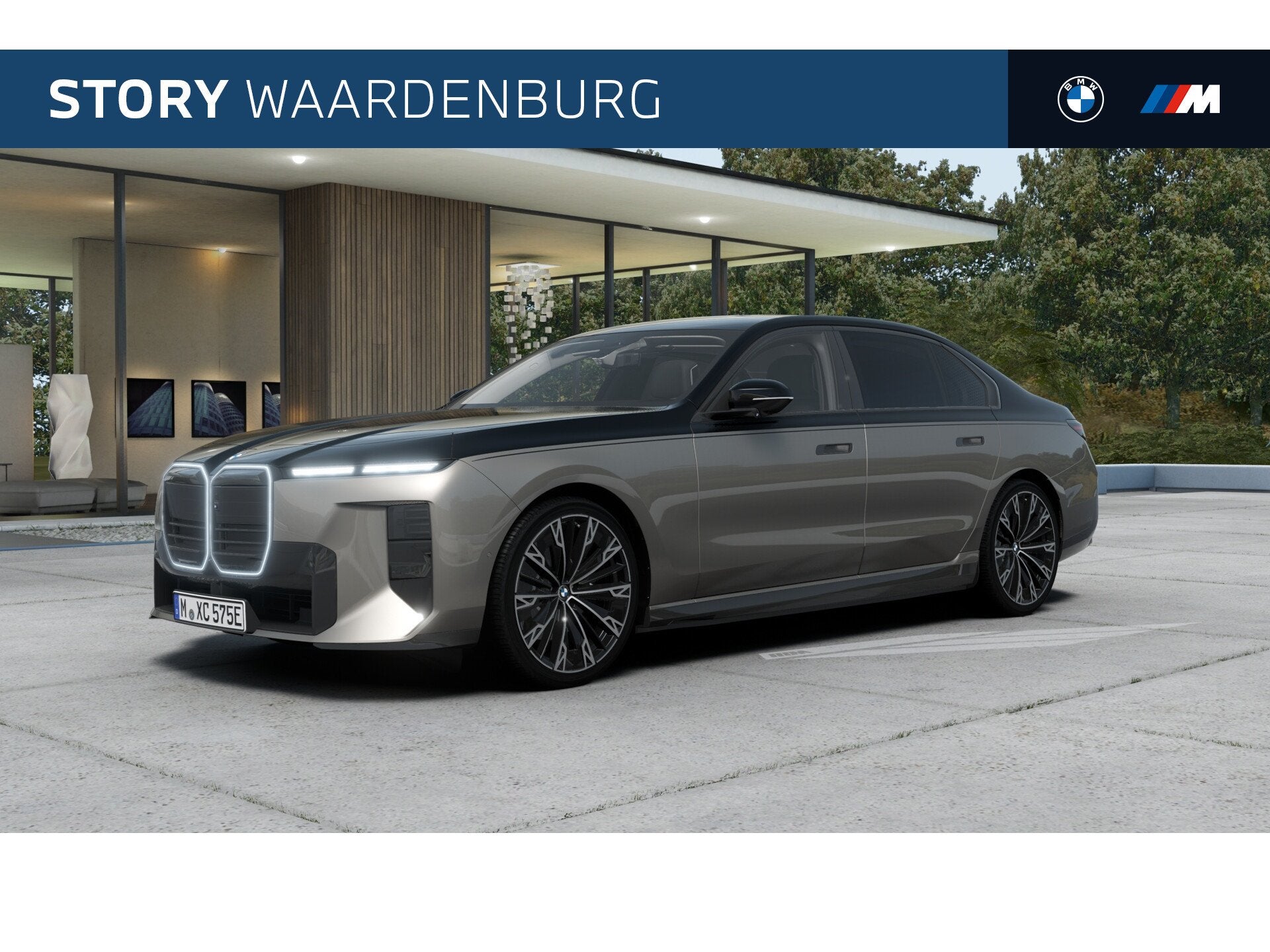 BMW i7 50 xDrive M Sport / Panoramadak Sky Lounge / Executiv, Auto's, Automaat, Dealer onderhouden, Zwart, 2670 kg