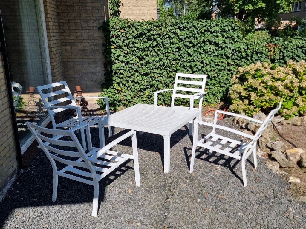 tuinset, wit aluminium, tafel, 4 stoelen, Ophalen, 4 zitplaatsen, Gebruikt, Bijzettafel